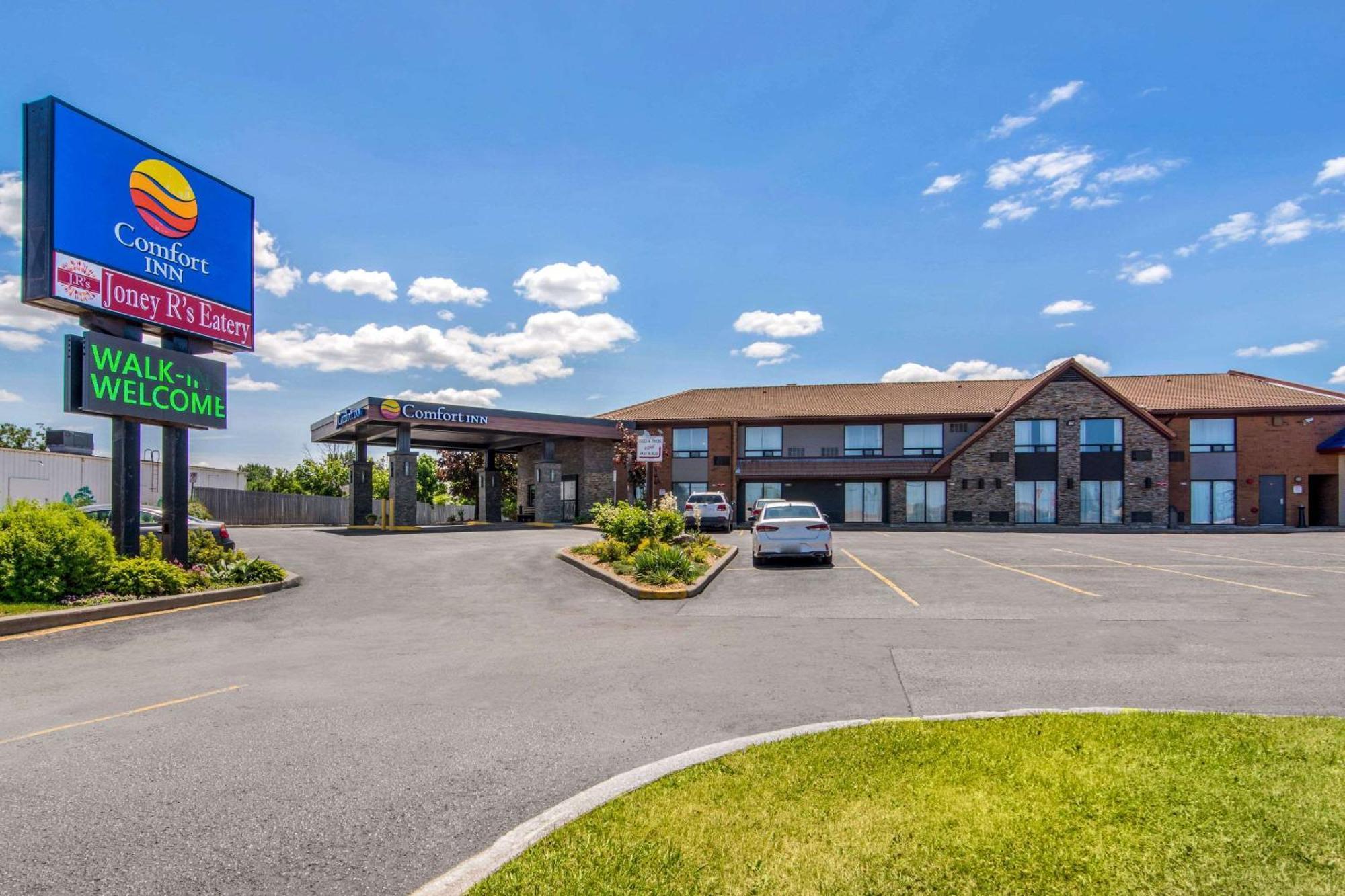 Comfort Inn Sainte-Catherine Екстериор снимка